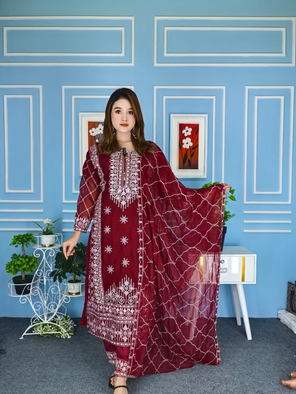 প্রিমিয়াম লাক্সারি জর্জেট ড্রেস