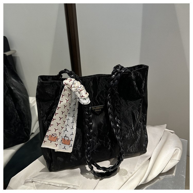 Trendy Scarf Versatile Tote Bag